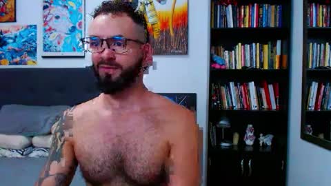 akiles online show from September 2025 11:32:02 PM