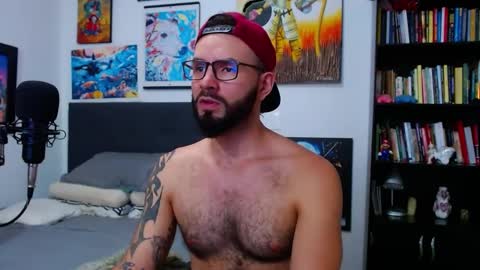 akiles online show from October 2025 11:26:02 PM