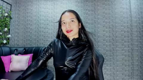 Snapshot of akimmidoll chatting on September 2025 11:32:02 AM Akimmidoll GMT-5 0630 -1330 online show from September 2025 11:32:02 AM