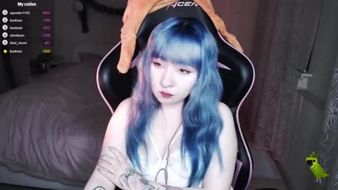 akirahartyx online show from January 2025 02:35:02 PM