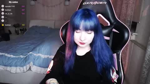 akirahartyx online show from September 2025 05:05:02 PM