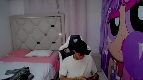 Akyra latin online show from February 2026 06:58:01 PM