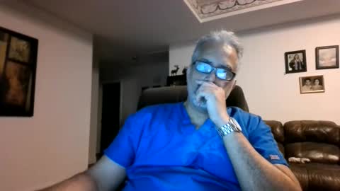 Snapshot of aladdin31673 chatting on June 2026 02:11:02 AM aladdin31673 online show from June 2026 02:11:02 AM