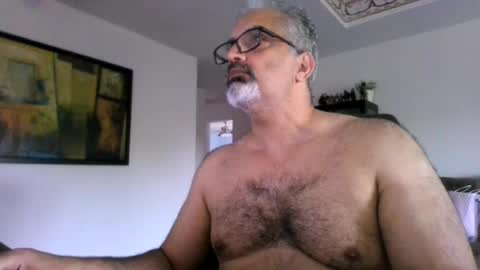 Snapshot of aladdin31673 chatting on June 2026 12:48:02 AM aladdin31673 online show from June 2026 12:48:02 AM