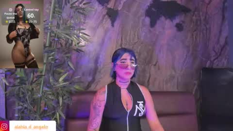 ALAHIA online show from December 2025 05:21:02 PM