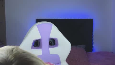 alahia online show from February 2025 02:12:02 AM