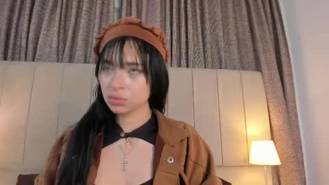 alahia_hank online show from October 2025 06:43:01 PM