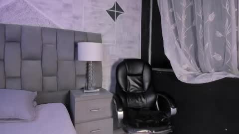 Alahia online show from September 2025 04:12:02 AM