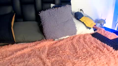 alaia online show from March 2026 02:42:02 PM