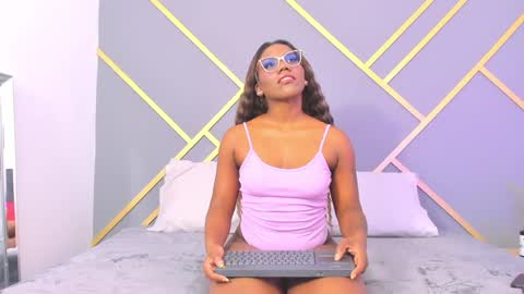 alaia_colins online show from January 2025 04:09:01 AM