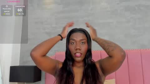 alaia_colins online show from December 2025 03:01:02 AM