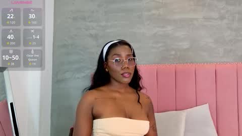 alaia_colins online show from February 2026 01:42:02 AM