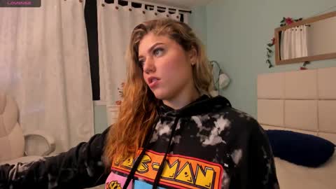 Alaia online show from February 2025 01:50:02 PM