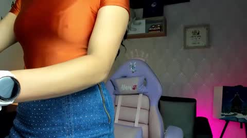 Snapshot of alaia_love77 chatting on February 2026 10:04:02 PM Alaia online show from February 2026 10:04:02 PM