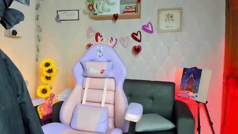 Snapshot of alaia_love77 chatting on February 2026 09:05:02 PM Alaia online show from February 2026 09:05:02 PM