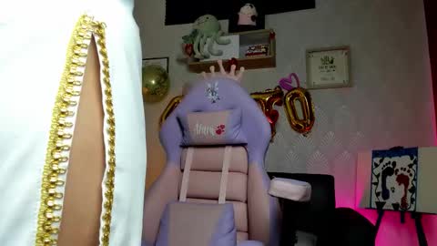 Snapshot of alaia_love77 chatting on February 2026 10:08:01 PM Alaia online show from February 2026 10:08:01 PM