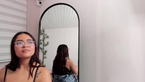 alaia_soto online show from March 2025 11:27:01 PM