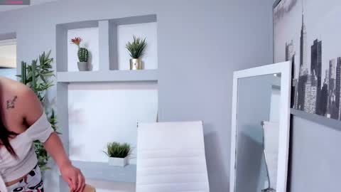 alaia_soto online show from March 2025 12:33:02 AM