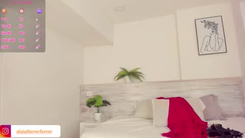 Alaia  online show from February 2025 08:11:02 PM