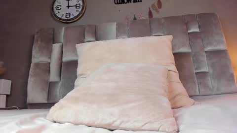  Alaia  online show from March 2025 02:45:02 PM