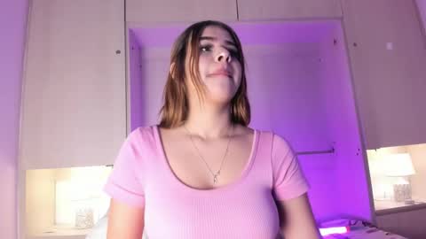 Snapshot of alaiaroose chatting on February 2026 08:01:02 PM alaiaroose online show from February 2026 08:01:02 PM