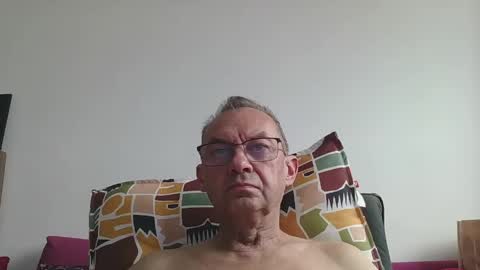 Snapshot of alain5159 chatting on May 2026 05:31:02 PM alain5159 online show from May 2026 05:31:02 PM