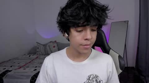 Snapshot of alan18n chatting on February 2026 03:44:02 PM alan18n online show from February 2026 03:44:02 PM