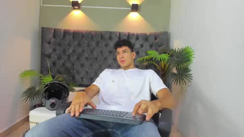 Alan online show from September 2025 01:02:01 PM