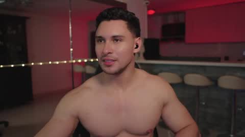Snapshot of alan_vidal chatting on June 2026 06:52:02 AM Alan Vidal online show from June 2026 06:52:02 AM