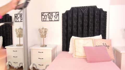 alana_2916 online show from February 2025 07:18:02 PM