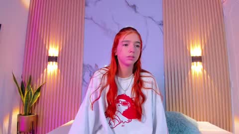 A L A N A  online show from October 2025 11:40:02 AM