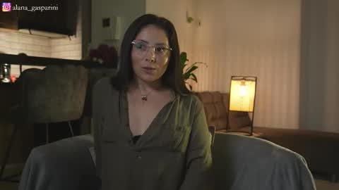 Snapshot of alana_gasparani chatting on February 2026 02:34:02 AM Alana Gasparini online show from February 2026 02:34:02 AM