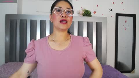 Alana  online show from October 2025 12:02:02 PM