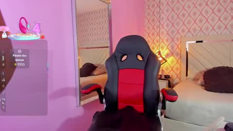  ALANA online show from October 2025 12:47:02 PM