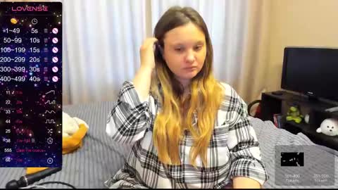 Julia online show from February 2025 12:33:01 PM