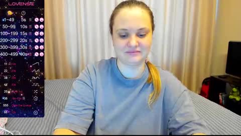 Julia online show from February 2025 05:59:01 AM