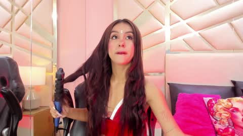 alana online show from December 2024 12:00:02 PM