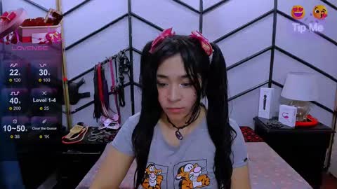 Snapshot of alanaluke chatting on February 2025 12:57:02 AM Alana online show from February 2025 12:57:02 AM