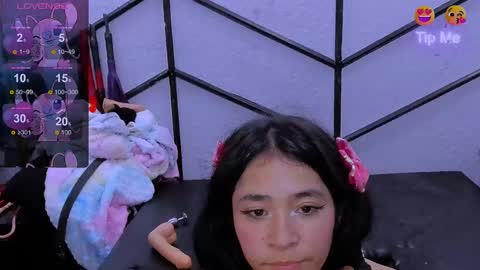 Snapshot of alanaluke chatting on March 2025 10:32:02 PM Alana online show from March 2025 10:32:02 PM