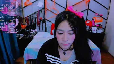 Snapshot of alanaluke chatting on October 2025 12:14:02 PM Alana online show from October 2025 12:14:02 PM