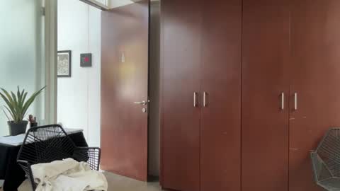 alanan881 online show from February 2026 07:39:01 PM