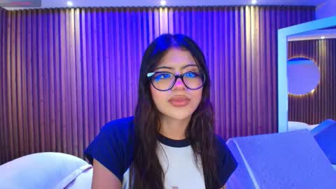 Sasha online show from September 2025 03:29:01 AM