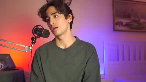 idenavarre online show from January 2025 09:52:02 PM