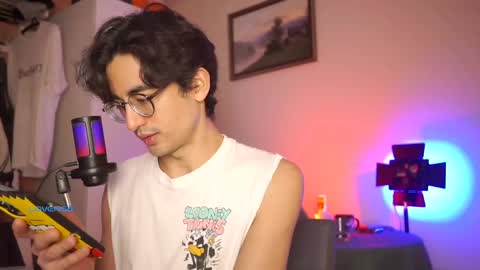 idenavarre online show from January 2025 11:05:01 PM