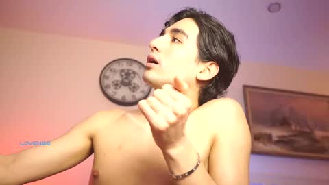 idenavarre online show from February 2025 09:14:02 PM