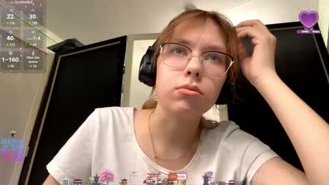 Stella online show from October 2025 10:03:01 AM