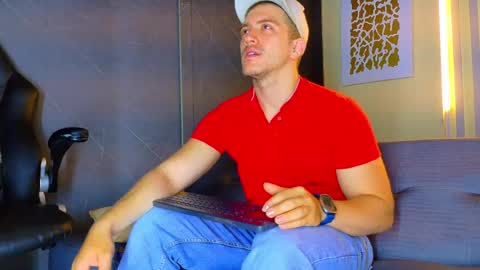 Snapshot of alanferrer chatting on July 2026 10:17:01 AM Alan Ferrer online show from July 2026 10:17:01 AM
