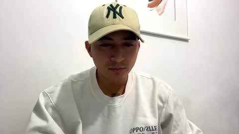 alanj998 online show from September 2025 02:58:02 AM