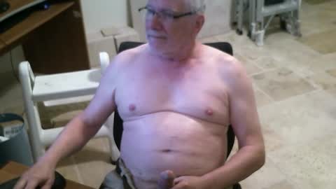 Alanlee10allen online show from May 2026 04:45:01 PM