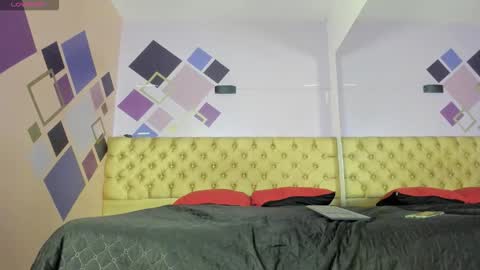 Alanna Fox  online show from October 2025 09:04:01 PM